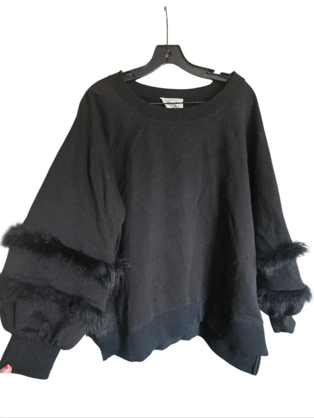 Black Women's Pullover Sweater with Faux-Fur Trim